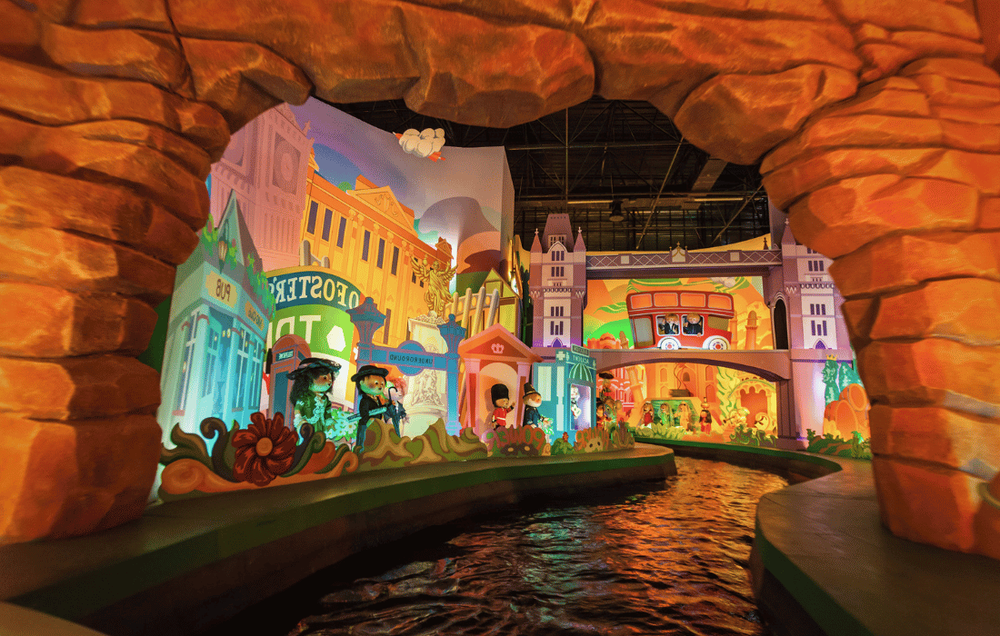 Full-Day Excursion to Disneyland or Walt Disney Studios